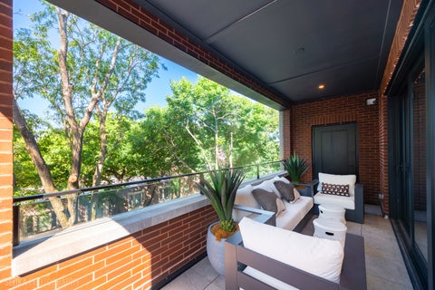 Tiny photo for 1839 N Dayton Street #PH-01, Chicago, IL 60614 (MLS # 12774822)