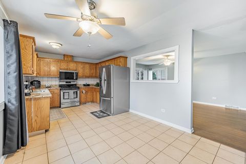 Tiny photo for 3618 148th Street, Midlothian, IL 60445 (MLS # 12584772)