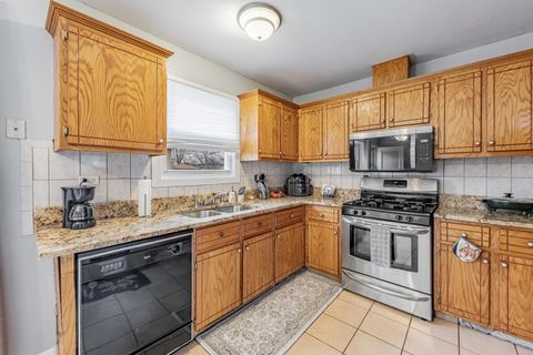 Tiny photo for 3618 148th Street, Midlothian, IL 60445 (MLS # 12584772)