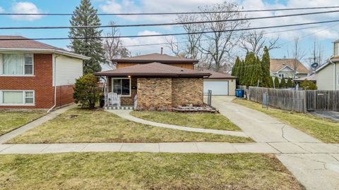 Tiny photo for 3618 148th Street, Midlothian, IL 60445 (MLS # 12584772)