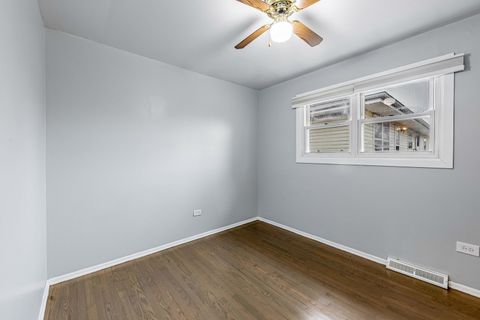 Tiny photo for 3618 148th Street, Midlothian, IL 60445 (MLS # 12584772)