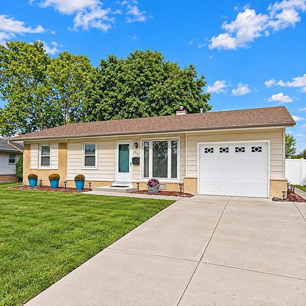 1031 Maple Lane