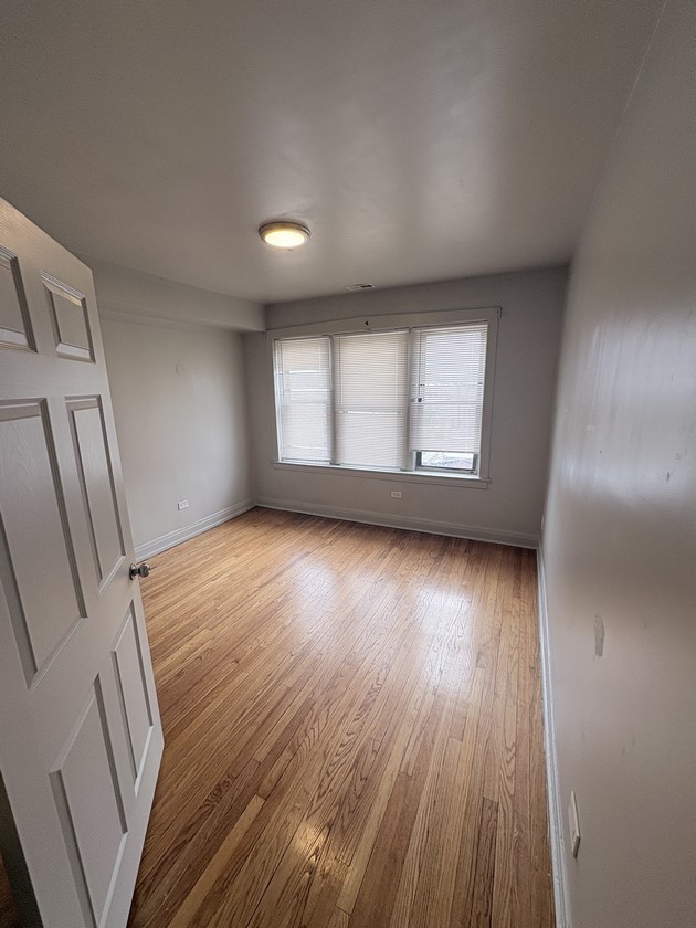 5010 W 18th Street 3