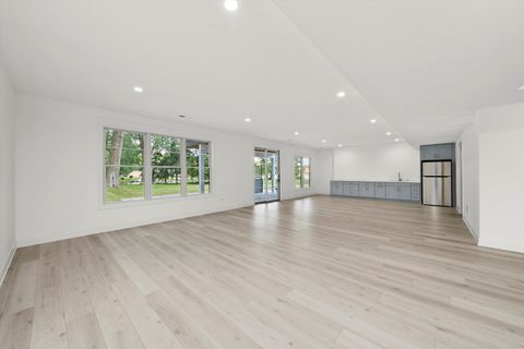 Tiny photo for 15W670 83rd Street, Burr Ridge, IL 60527 (MLS # 12453961)