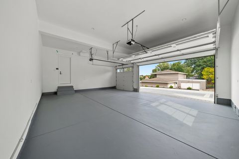 Tiny photo for 15W670 83rd Street, Burr Ridge, IL 60527 (MLS # 12453961)