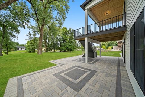 Tiny photo for 15W670 83rd Street, Burr Ridge, IL 60527 (MLS # 12453961)