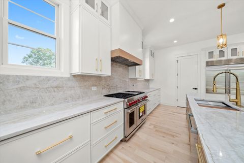 Tiny photo for 15W670 83rd Street, Burr Ridge, IL 60527 (MLS # 12453961)