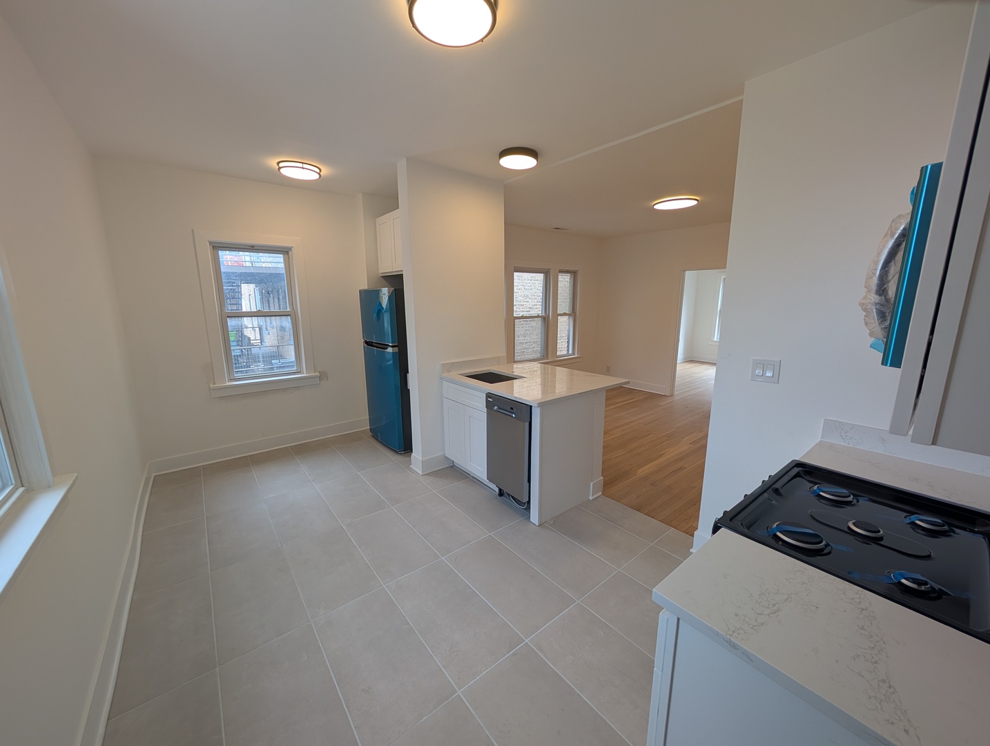 1522 W Ardmore Avenue 1E