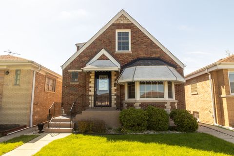 Photo of 3924 N Oconto Avenue, Chicago, IL 60634 (MLS # 12634936)