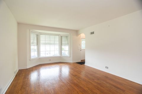 Tiny photo for 3924 N Oconto Avenue, Chicago, IL 60634 (MLS # 12634936)