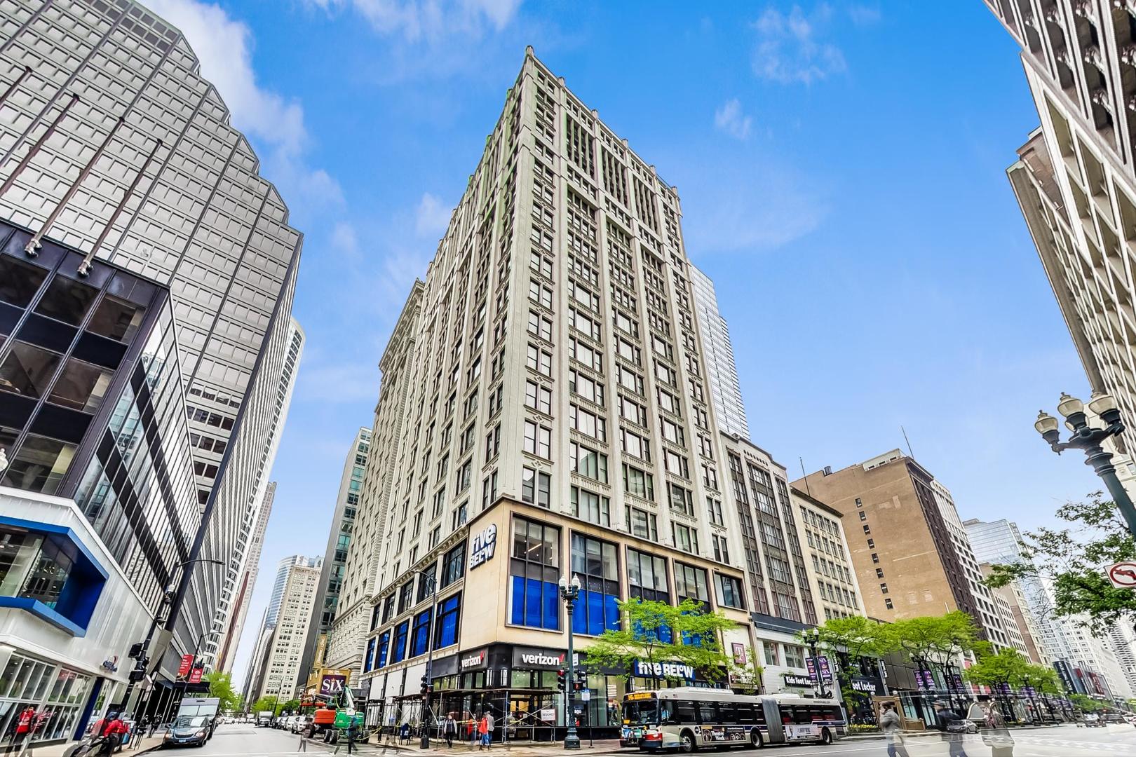 8 W Monroe Street 1403