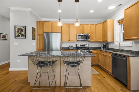Tiny photo for 3456 N Ashland Avenue #2N, Chicago, IL 60657 (MLS # 12762801)