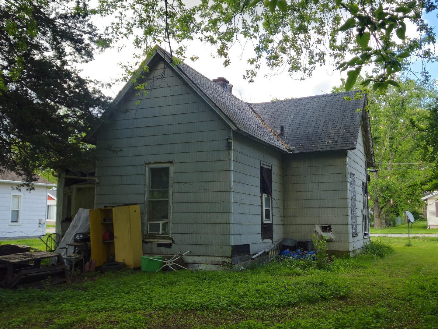 926 Division Street