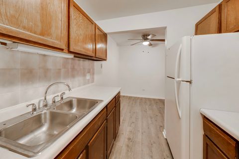 Tiny photo for 2A E DUNDEE QUARTER Drive #208, Palatine, IL 60074 (MLS # 12622049)
