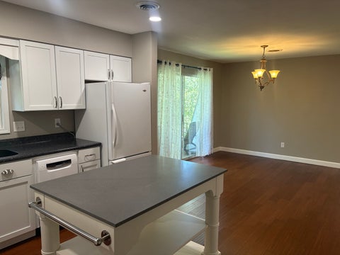 Tiny photo for 430 N 11th Street #8, Murphysboro, IL 62966 (MLS # 12761731)