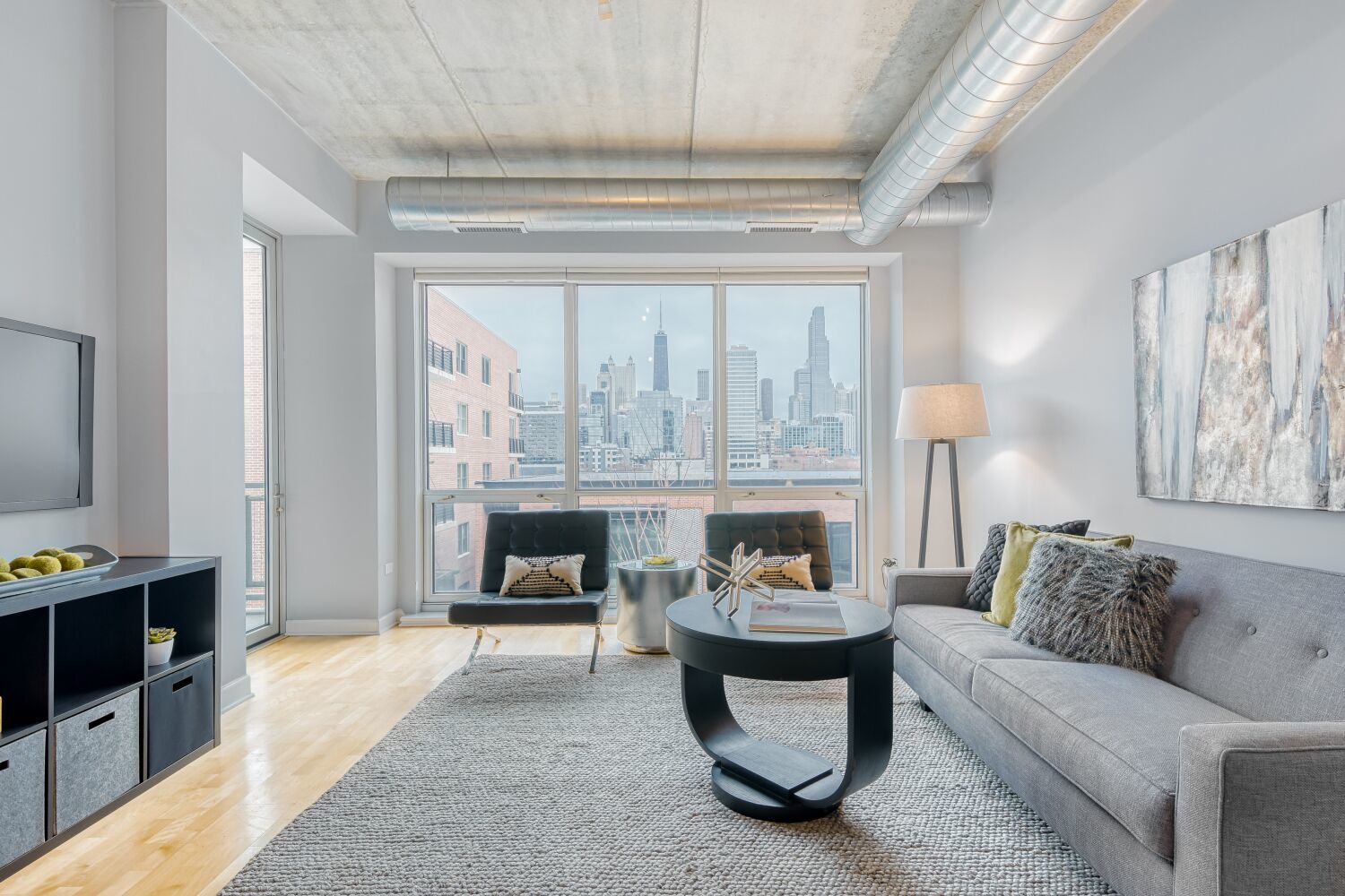 845 N Kingsbury Street 515