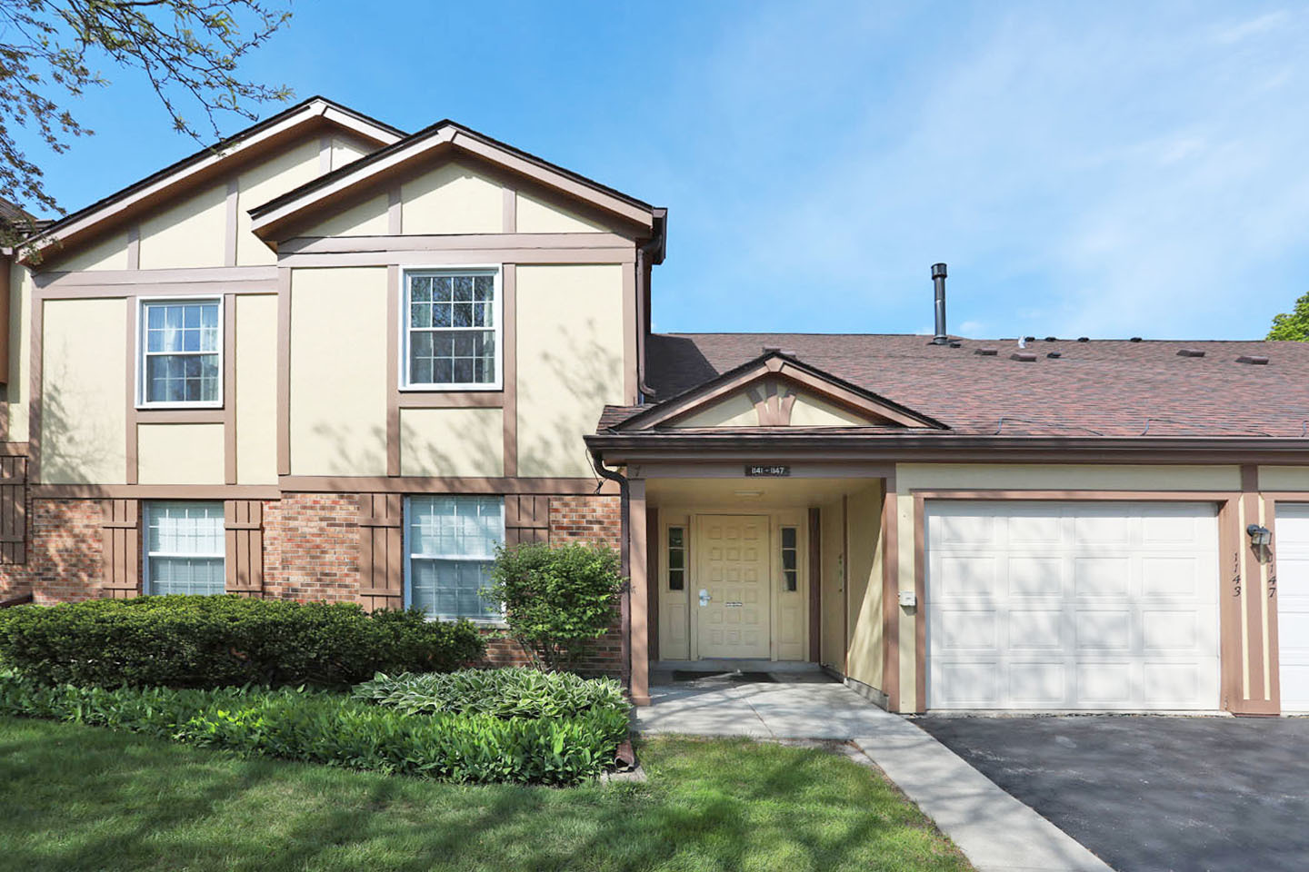 1143 Auburn Lane 1143