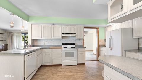 Tiny photo for 2101 N Center Street, Crest Hill, IL 60403 (MLS # 12616231)