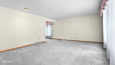 Tiny photo for 2101 N Center Street, Crest Hill, IL 60403 (MLS # 12616231)
