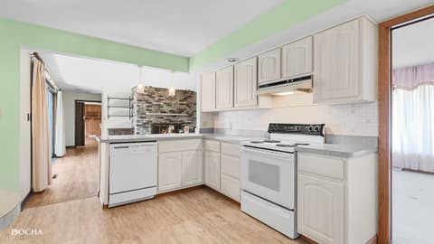 Tiny photo for 2101 N Center Street, Crest Hill, IL 60403 (MLS # 12616231)