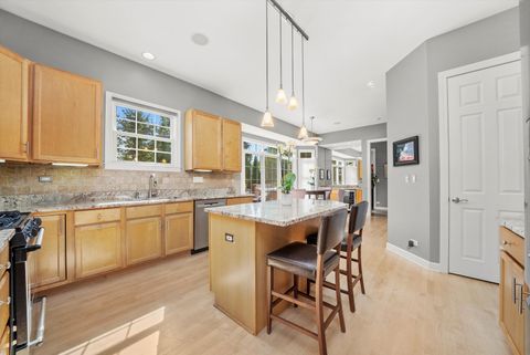 Tiny photo for 1021 W Bogey Lane, Palatine, IL 60067 (MLS # 12485276)