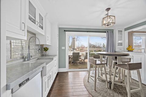 Tiny photo for 960 Sycamore Court, Hoffman Estates, IL 60192 (MLS # 12601981)