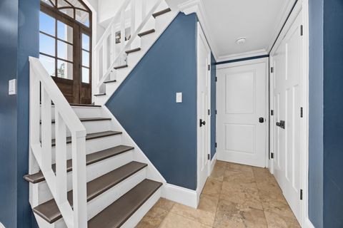 Tiny photo for 960 Sycamore Court, Hoffman Estates, IL 60192 (MLS # 12601981)