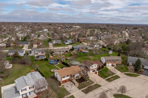 Tiny photo for 960 Sycamore Court, Hoffman Estates, IL 60192 (MLS # 12601981)