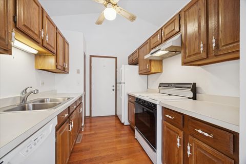 Tiny photo for 3033 Ashton Court, Westchester, IL 60154 (MLS # 12529983)