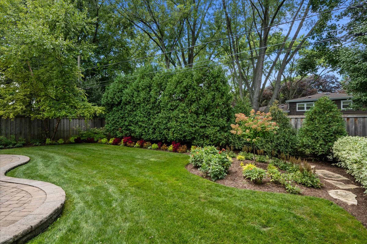 676 Deerpath Drive