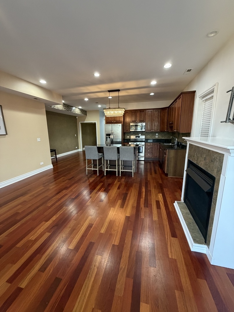 3016 N Harlem Avenue 4N