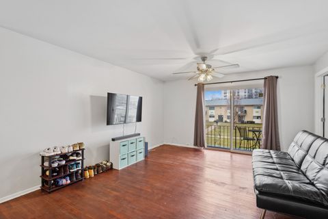 Tiny photo for 9575 Terrace Place #206F, Des Plaines, IL 60016 (MLS # 12543884)