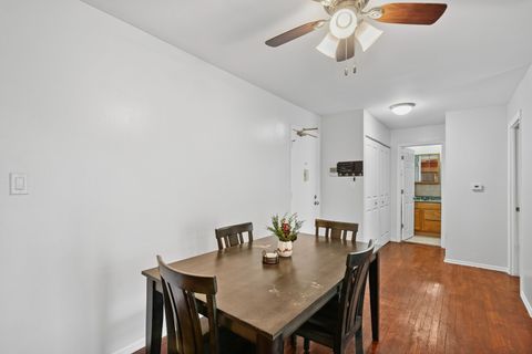 Tiny photo for 9575 Terrace Place #206F, Des Plaines, IL 60016 (MLS # 12543884)