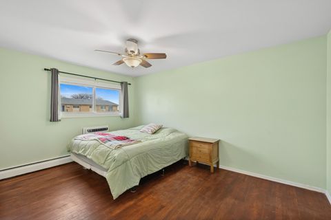 Tiny photo for 9575 Terrace Place #206F, Des Plaines, IL 60016 (MLS # 12543884)