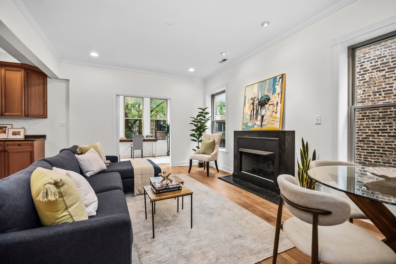 907 W Margate Terrace 2
