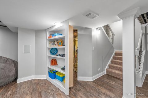 Tiny photo for 380 Fountain Avenue, Elgin, IL 60124 (MLS # 12634506)