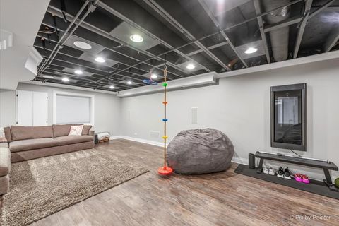 Tiny photo for 380 Fountain Avenue, Elgin, IL 60124 (MLS # 12634506)