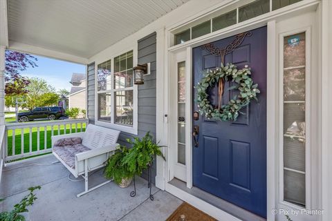 Tiny photo for 380 Fountain Avenue, Elgin, IL 60124 (MLS # 12634506)