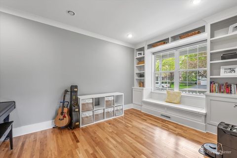 Tiny photo for 380 Fountain Avenue, Elgin, IL 60124 (MLS # 12634506)