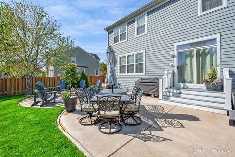 Tiny photo for 380 Fountain Avenue, Elgin, IL 60124 (MLS # 12634506)