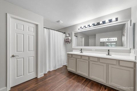 Tiny photo for 380 Fountain Avenue, Elgin, IL 60124 (MLS # 12634506)