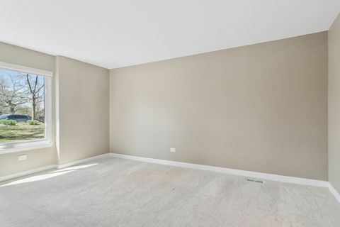 Tiny photo for 563 Woodview Road #D, Lake Barrington, IL 60010 (MLS # 12608941)