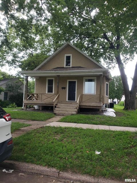 Tiny photo for 212 44TH Street, Moline, IL 61265 (MLS # QC4269859)