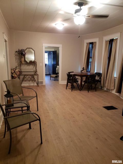 Tiny photo for 212 44TH Street, Moline, IL 61265 (MLS # QC4269859)