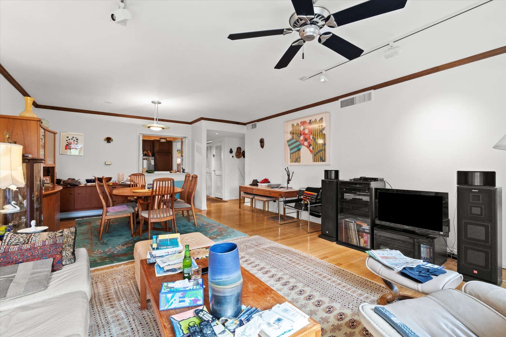 835 Ridge Avenue 507
