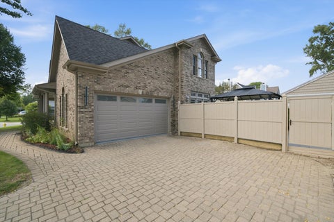 Tiny photo for 301 Spruce Street, Glenview, IL 60025 (MLS # 12761742)