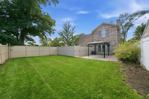 Tiny photo for 301 Spruce Street, Glenview, IL 60025 (MLS # 12761742)