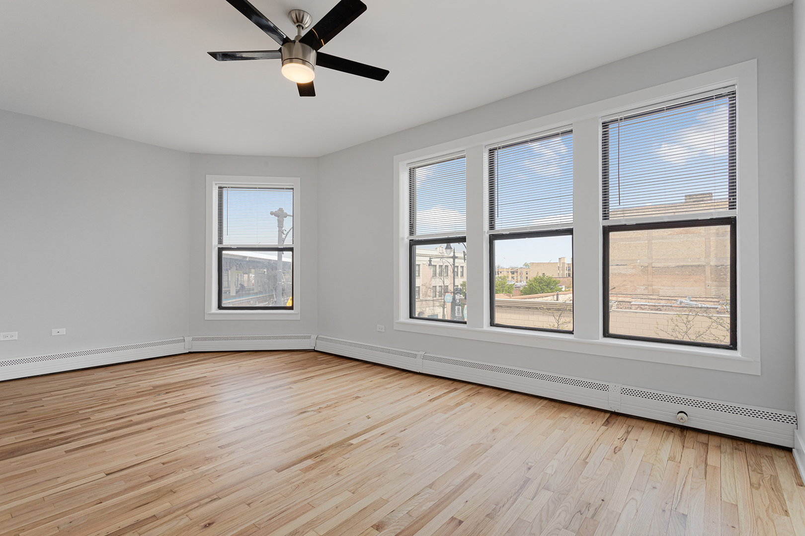 1625 W Howard Avenue 319
