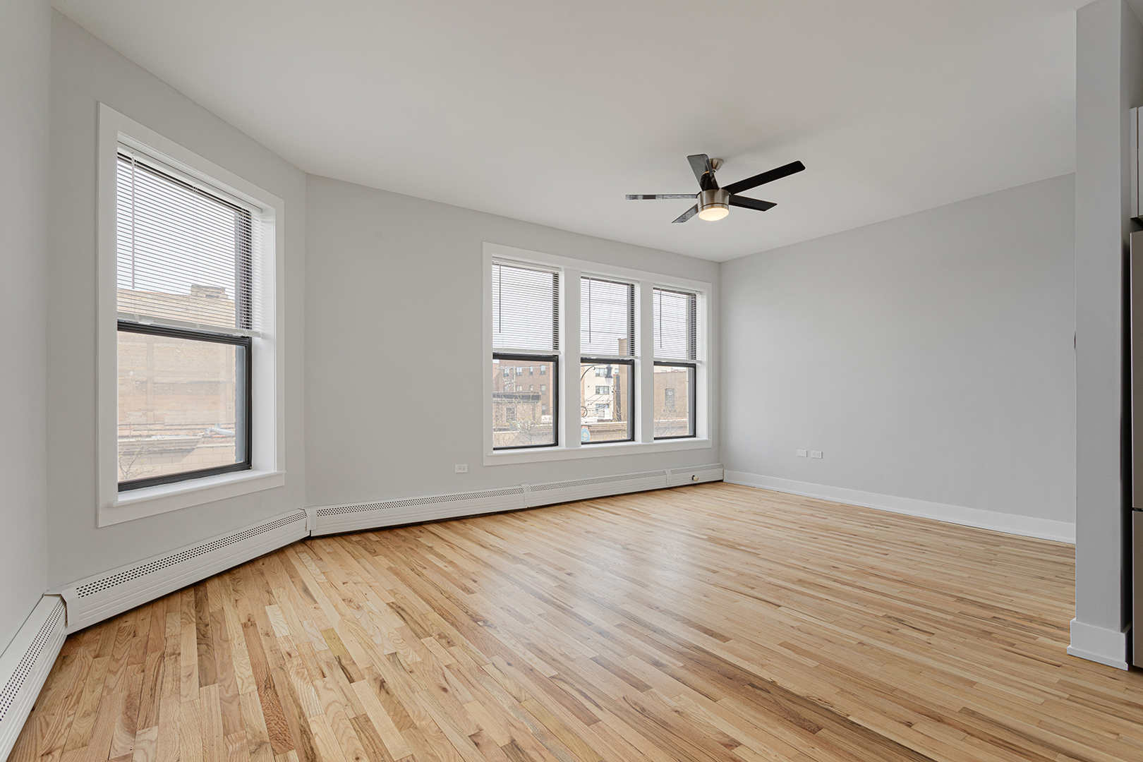 1625 W Howard Avenue 319