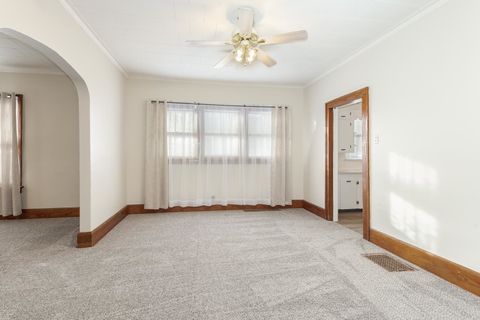 Tiny photo for 415 N Locust Street, Pontiac, IL 61764 (MLS # 12551160)